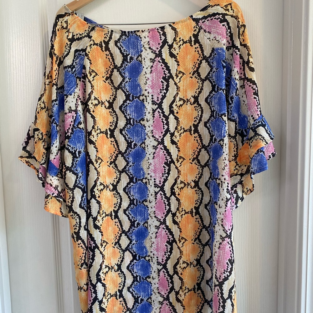 Colorful Snake Print Top - Picture 2 of 4